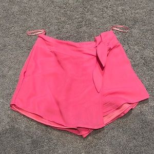Pink skort with tie